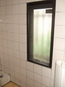 段差を解消した快適な浴室へ 段差を解消した快適な浴室へ