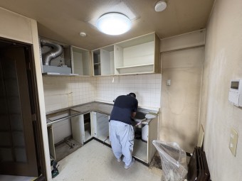 b3522710fead09ec1b2d68745bf052ac