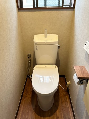 シャープで足元スリムなフォルムは汚れも拭きやすくお手入簡単 世田谷区T様邸 シャープで足元スリムなフォルムは汚れも拭きやすくお手入簡単 世田谷区T様邸