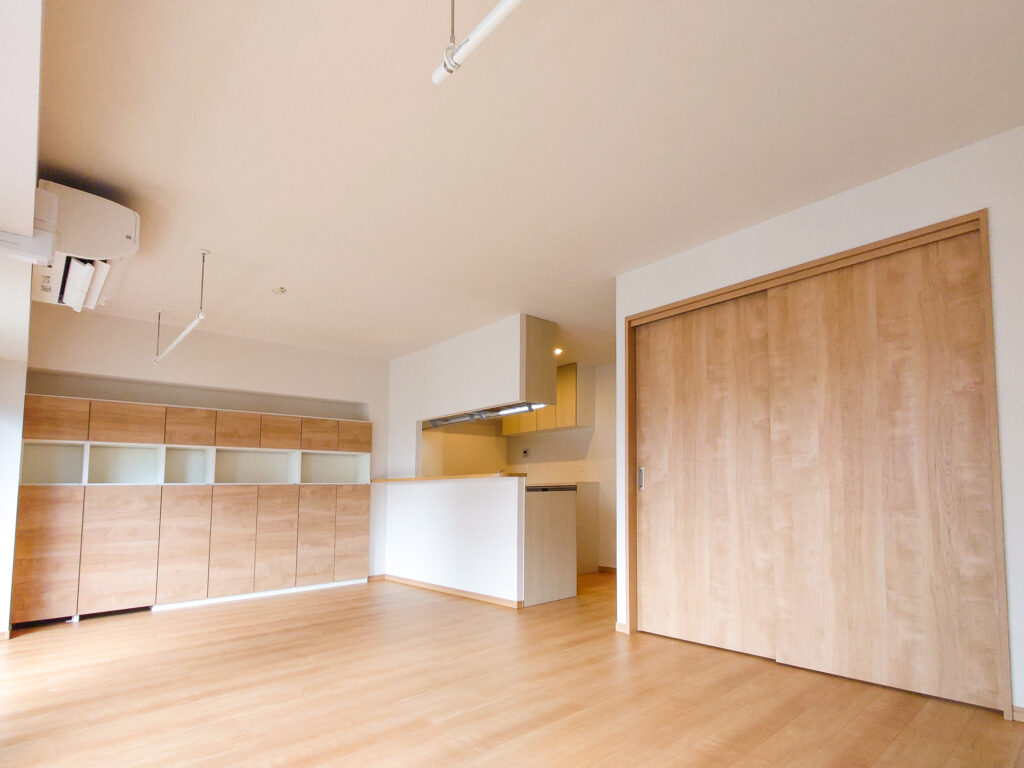 木のぬくもりを感じられる開放的で心地の良いお部屋へ　品川区H様邸