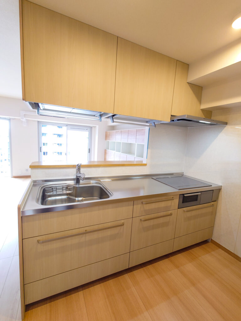 木のぬくもりを感じられる開放的で心地の良いお部屋へ　品川区H様邸