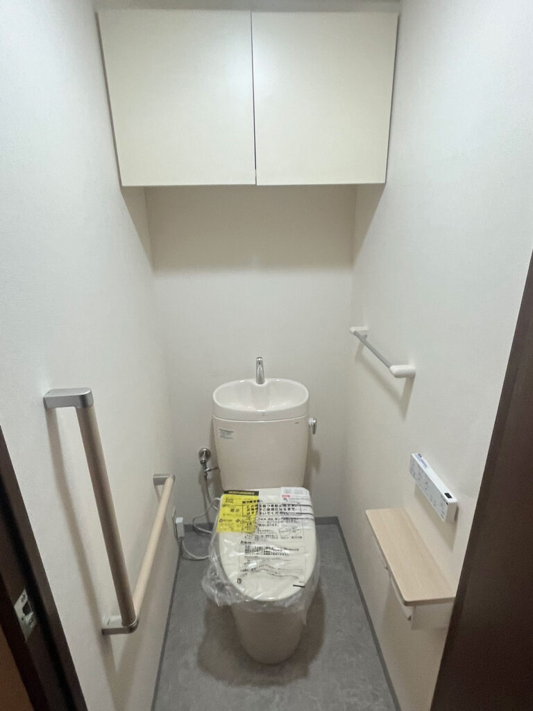 TOTO「ピュアレストEX」でお手入れ簡単、毎日きれいが続くトイレ　世田谷区M様邸