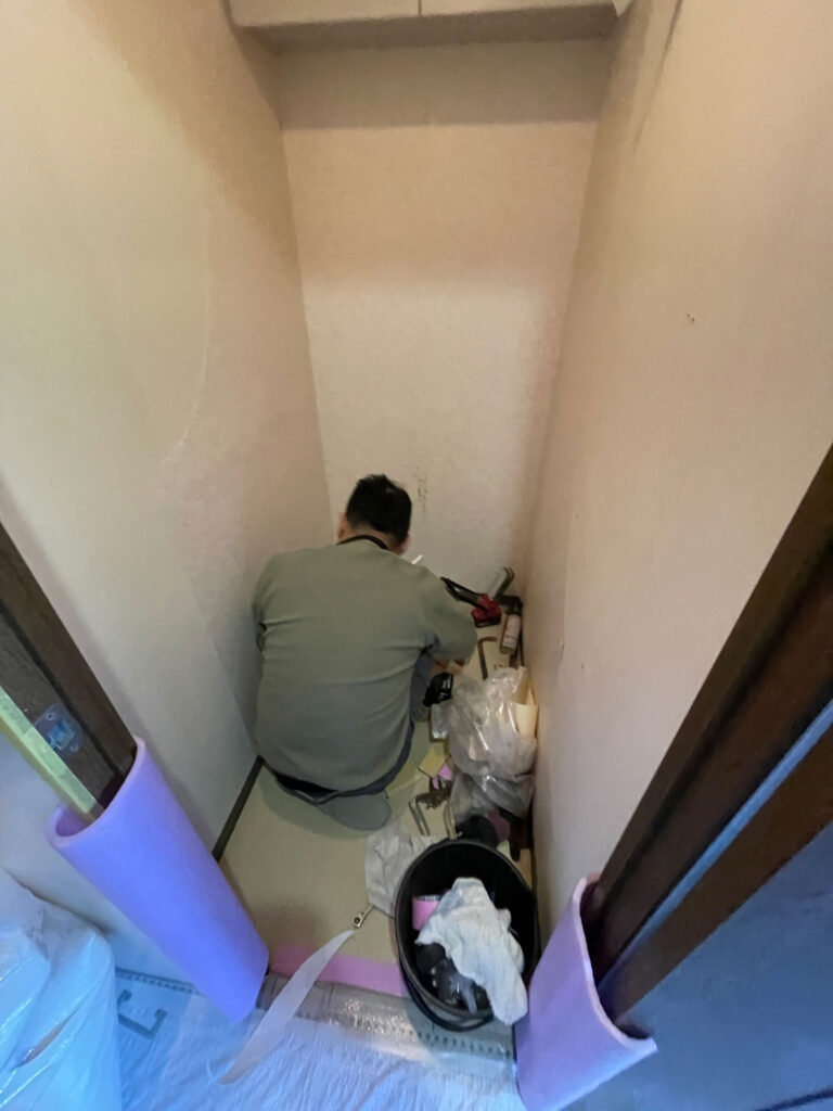 TOTO「ピュアレストEX」手洗い付きで、動線すっきり暮らしにやさしいトイレ　川崎市宮前区N様邸