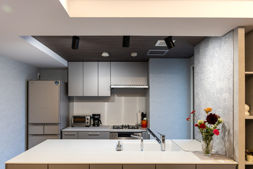 TOTO「ザ・クラッソ」で落ち着きと洗練されたキッチンへ　品川区H様邸