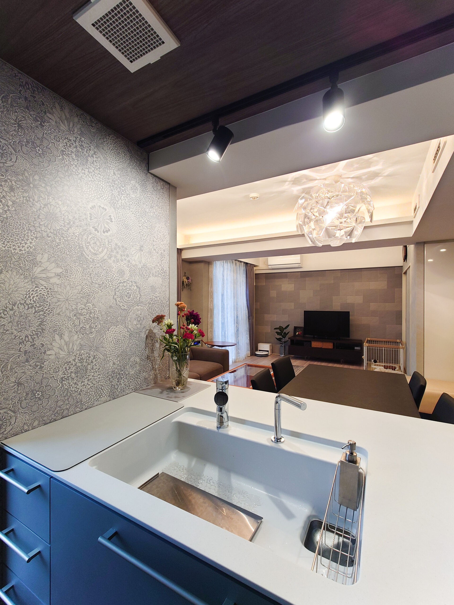 TOTO「ザ・クラッソ」で落ち着きと洗練されたキッチンへ　品川区H様邸