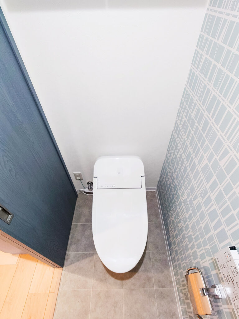 TOTO「GG1」が調和するトイレ空間 目黒区Ⅰ様邸