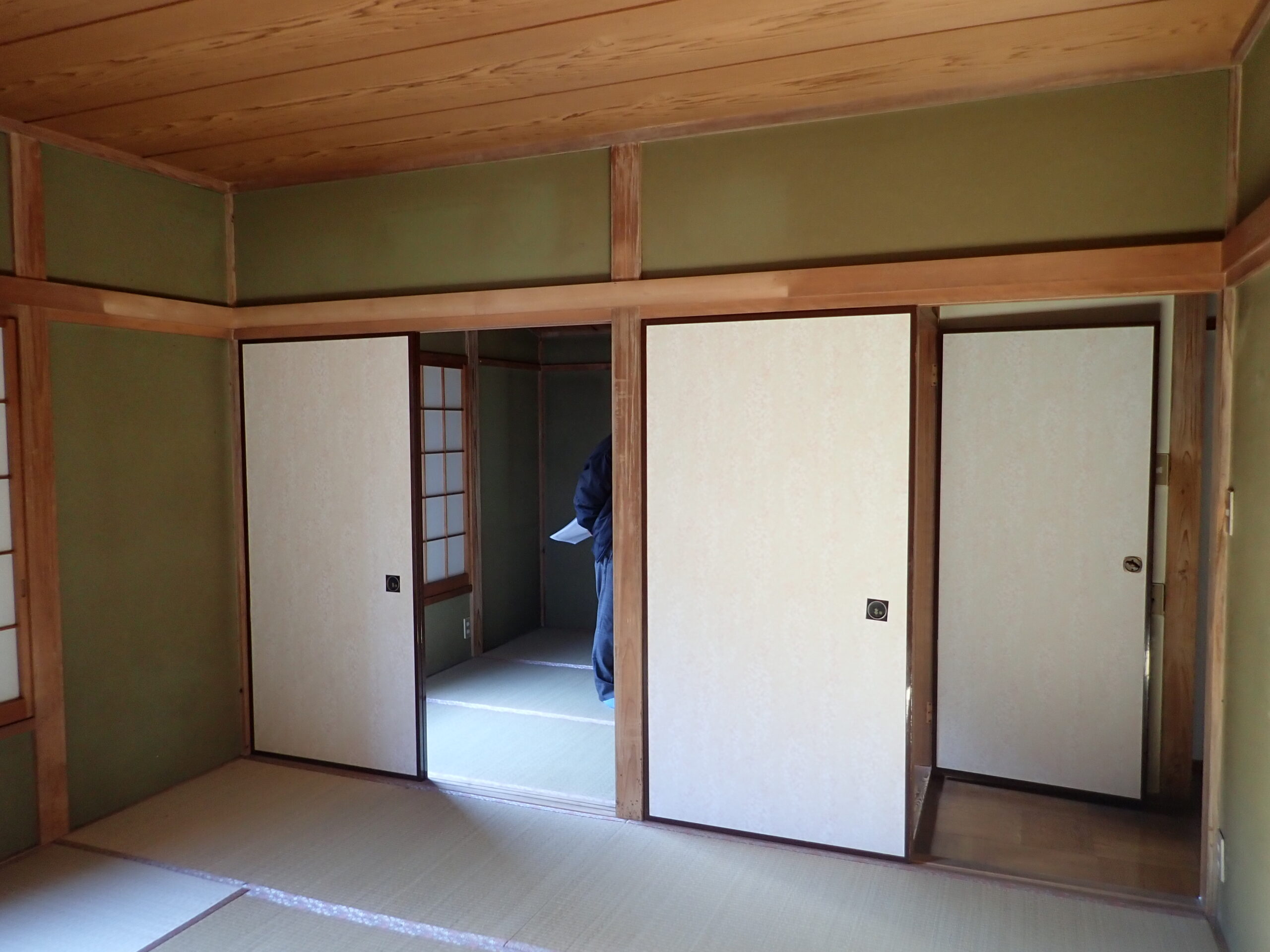 日本家屋の梁を活かし魅せる、天井リフォーム工事 世田谷区K様邸