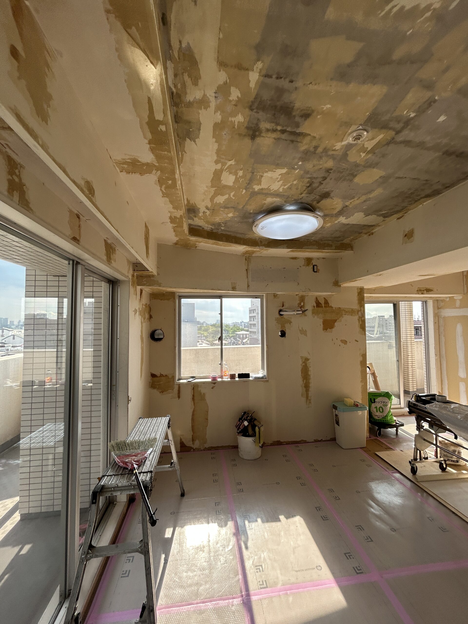 お部屋のベースで主役、フローリング工事のご紹介 大田区F様邸