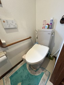 収納力アップを叶えるキャビネット付トイレで快適な空間へ　渋谷区Y様邸