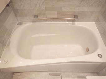 入浴後のくつろぎTIMEに、浴槽も床も自動洗浄　港区O様邸