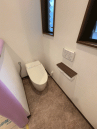 タンクレスですっきり広々としたトイレに　世田谷区Ｈ様邸