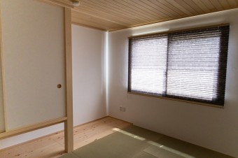 スクリーン